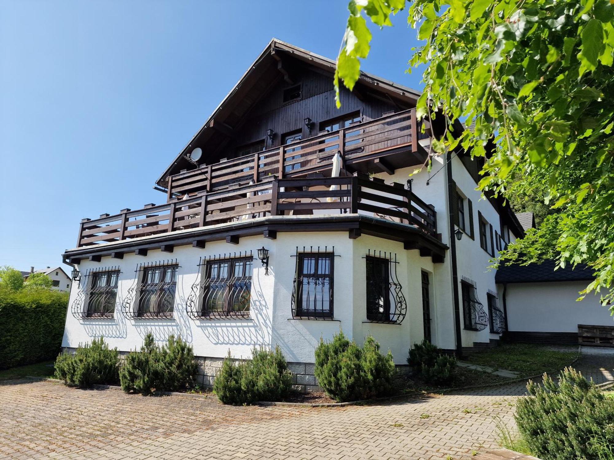Apartmany Slezsky Dum Jesenik Exterior photo